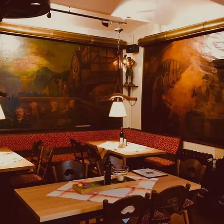 Berg's Backpacker ホテル *